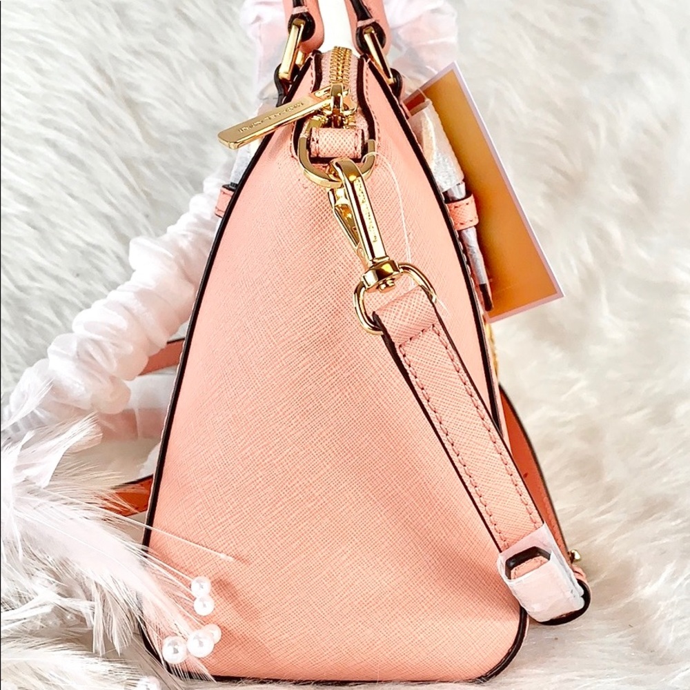 ๐New MICHAEL KORS๐ CIARA PALE PINK MEDIUM - Picture 4 of 7